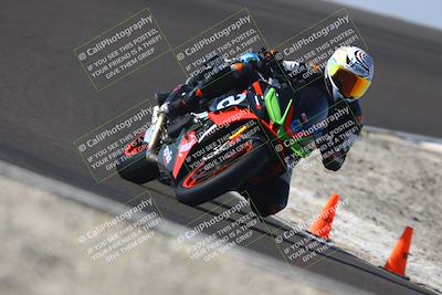 media/Nov-01-2025-TrackDaz (Sat) [[2b4d5192bc]]/B Group/1220pm (Turn 2 Outside)/